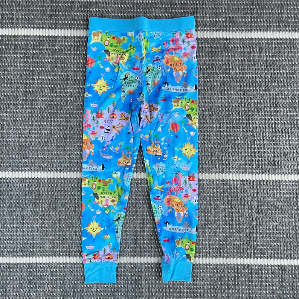 Little Sleepies Around the World Bamboo Viscose Two Piece Pajama Set - Picture 5 of 5